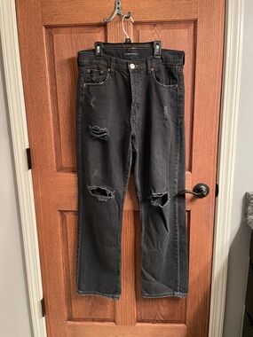 Aeropostale Men's Black Distressed Straight Jeans